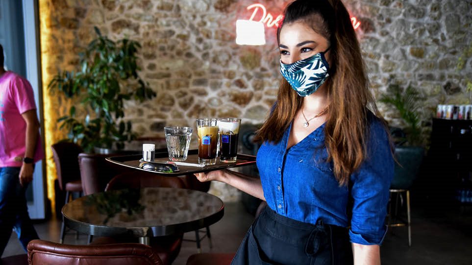 Κορωνοϊός: Φόβοι για μεγάλη διάδοση έως τον Σεπτέμβριο
