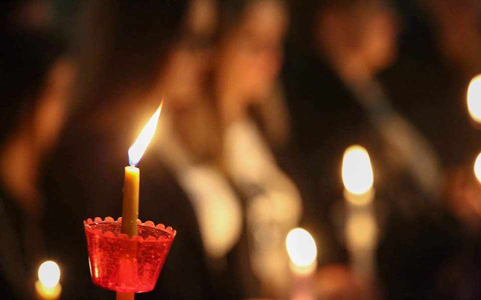 For Society: &Pi;&rho;&omicron;&sigma;&phi;&omicron;&rho;ά &tau;&rho;&omicron;&phi;ί&mu;&omega;&nu; &sigma;&tau;&omicron;&nu; &sigma;ύ&lambda;&lambda;&omicron;&gamma;&omicron; &lsquo;&rsquo;&Eta; &Epsilon;&lambda;&pi;ί&delta;&alpha;&rsquo;&rsquo; &gamma;&iota;&alpha; &tau;&eta;&nu; &epsilon;&omicron;&rho;&tau;ή &tau;&omicron;&upsilon; &Pi;ά&sigma;&chi;&alpha; &ndash; &Eta; &epsilon;&pi;&iota;&sigma;&tau;&omicron;&lambda;ή &epsilon;&upsilon;&chi;&alpha;&rho;&iota;&sigma;&tau;ώ&nu; &tau;&omicron;&upsilon; &sigma;&upsilon;&lambda;&lambda;ό&gamma;&omicron;&upsilon;