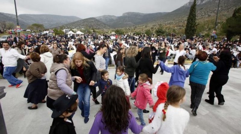 &Gamma;&lambda;&upsilon;&phi;ά&delta;&alpha;: &Alpha;&kappa;&upsilon;&rho;ώ&nu;&omicron;&nu;&tau;&alpha;&iota; &kappa;&alpha;&iota; &omicron;&iota; &epsilon;&kappa;&delta;&eta;&lambda;ώ&sigma;&epsilon;&iota;&sigmaf; &tau;&eta;&sigmaf; &Kappa;&alpha;&theta;&alpha;&rho;ά&sigmaf; &Delta;&epsilon;&upsilon;&tau;έ&rho;&alpha;&sigmaf;