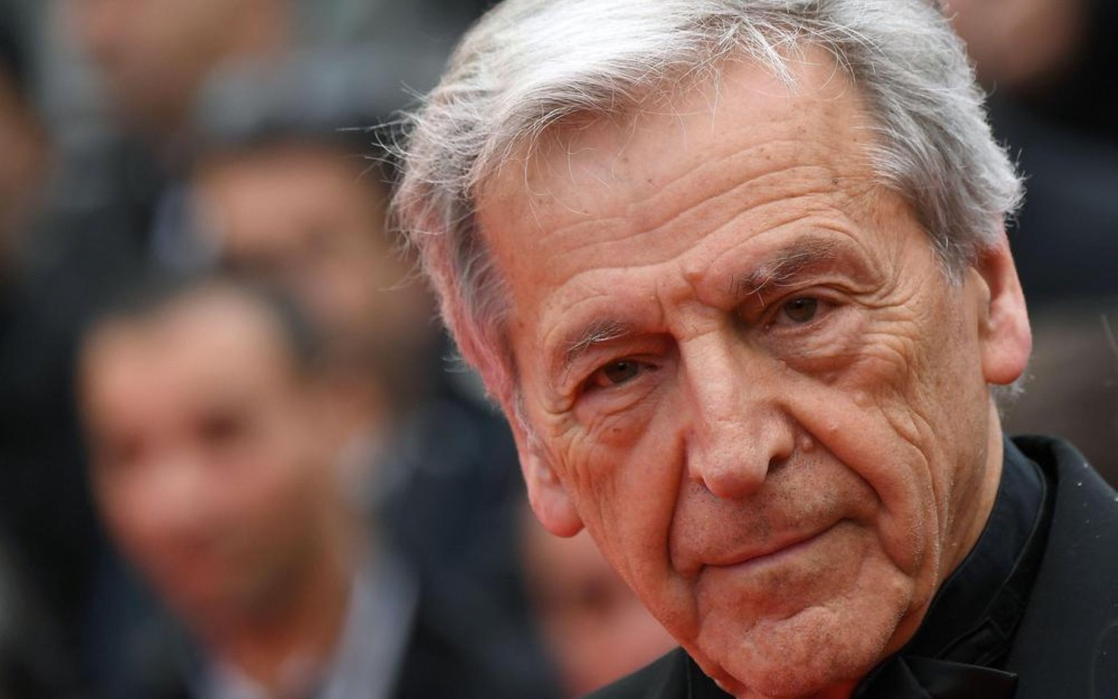 Κώστας Γαβράς για τη Γαλλία: Αυτό που συμβαίνει είναι πιο βαθύ από τον Μάη του ’68 -Οι Ευρωπαίοι ηγέτες είναι πίσω από τις εξελίξεις