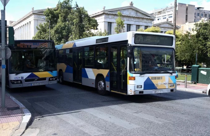 Παραλύει η χώρα αύριο - Ποιοι θα απεργήσουν