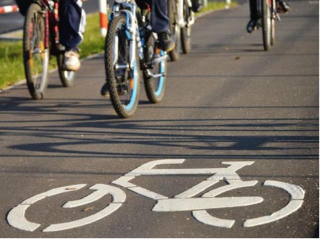 &Phi;ά&lambda;&eta;&rho;&omicron; &ndash; &Kappa;&eta;&phi;&iota;&sigma;&iota;ά &mu;&epsilon; &pi;&omicron;&delta;ή&lambda;&alpha;&tau;&omicron;: O&iota; &chi;ά&rho;&tau;&epsilon;&sigmaf; &tau;&omega;&nu; &delta;ύ&omicron; &nu;έ&omega;&nu; &pi;&omicron;&delta;&eta;&lambda;&alpha;&tau;&omicron;&delta;&rho;ό&mu;&omega;&nu; &tau;&eta;&sigmaf; &Alpha;&theta;ή&nu;&alpha;&sigmaf;