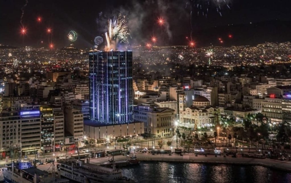 Έ&rho;&chi;&epsilon;&tau;&alpha;&iota; &eta; 1&eta; &Gamma;&alpha;&lambda;ά&zeta;&iota;&alpha; &Nu;ύ&chi;&tau;&alpha; &gamma;&iota;&alpha; &tau;&alpha; &mu;&alpha;&gamma;&alpha;&zeta;&iota;ά &tau;&omicron;&upsilon; &Pi;&epsilon;&iota;&rho;&alpha;&iota;ά!