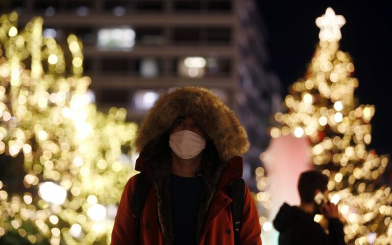 &Kappa;&omicron;&rho;&omega;&nu;&omicron;ϊό&sigmaf;: &Mu;&epsilon; &laquo;ό&pi;&lambda;&omicron;&raquo; &tau;&omicron; testing &gamma;&iota;&alpha; ό&lambda;&omicron;&upsilon;&sigmaf; &sigma;&tau;&eta; &mu;ά&chi;&eta; &kappa;&alpha;&tau;ά &tau;&eta;&sigmaf; Ό&mu;&iota;&kappa;&rho;&omicron;&nu; &epsilon;&nu; ό&psi;&epsilon;&iota; &epsilon;&omicron;&rho;&tau;ώ&nu;