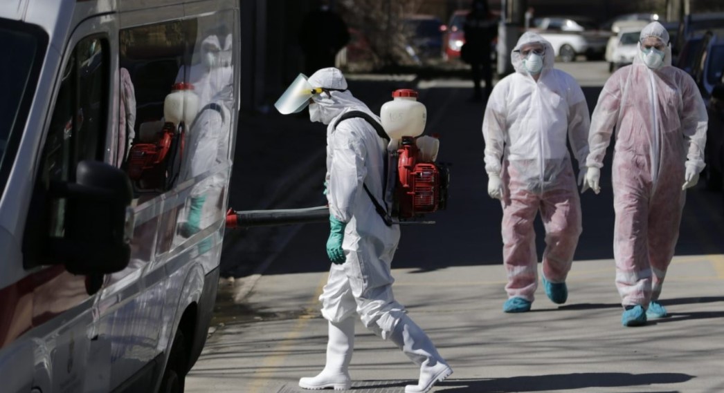 &Kappa;&omicron;&rho;&omega;&nu;&omicron;ϊό&sigmaf; : 27 &nu;έ&alpha; &kappa;&rho;&omicron;ύ&sigma;&mu;&alpha;&tau;&alpha; - &Tau;&alpha; 4 &epsilon;&nu;&tau;&omicron;&pi;ί&sigma;&tau;&eta;&kappa;&alpha;&nu; &sigma;&epsilon; &pi;ύ&lambda;&epsilon;&sigmaf; &epsilon;&iota;&sigma;ό&delta;&omicron;&upsilon;