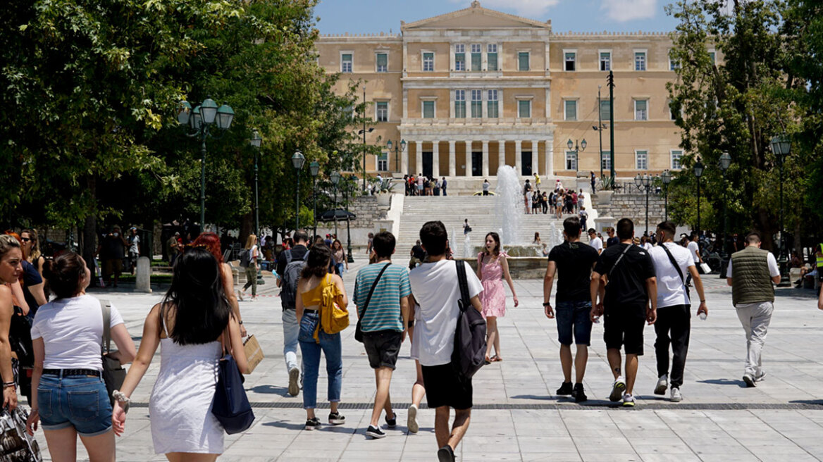 Δημογραφικό: Σε ελεύθερη πτώση οι γεννήσεις στην Ελλάδα