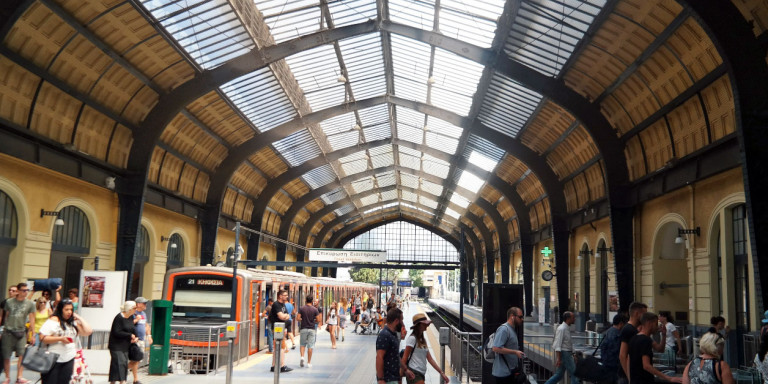 &Pi;&Epsilon;&Iota;&Rho;&Alpha;&Iota;&Alpha;&Sigma;: &laquo;&Chi;&rho;&upsilon;&sigma;ό&raquo; &pi;&rho;ό&tau;&zeta;&epsilon;&kappa;&tau; &gamma;&iota;&alpha; &mu;&epsilon;&tau;&alpha;&mu;ό&rho;&phi;&omega;&sigma;&eta; &tau;&omicron;&upsilon; &sigma;&tau;&alpha;&theta;&mu;&omicron;ύ &Eta;&Sigma;&Alpha;&Pi; &ndash; &Tau;&iota; &pi;&epsilon;&rho;&iota;&lambda;&alpha;&mu;&beta;ά&nu;&epsilon;&iota; &tau;&omicron; &sigma;&chi;έ&delta;&iota;&omicron;