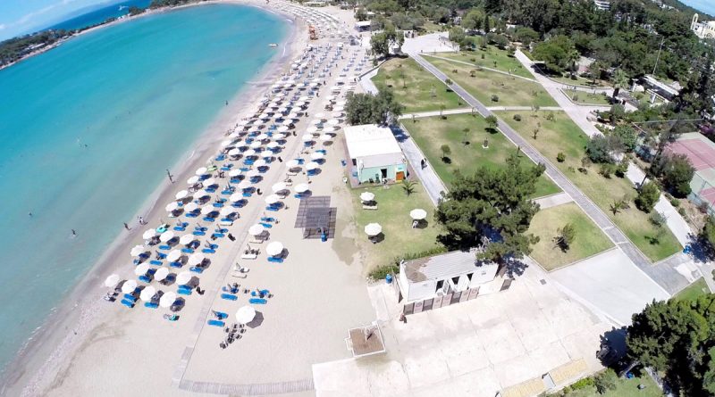 &Sigma;&chi;έ&delta;&iota;&alpha; &gamma;&iota;&alpha; &alpha;ύ&xi;&eta;&sigma;&eta; &epsilon;&iota;&sigma;&iota;&tau;&eta;&rho;ί&omicron;&upsilon; &sigma;&tau;&eta;&nu; &pi;&lambda;&alpha;&zeta; &Beta;&omicron;&upsilon;&lambda;&iota;&alpha;&gamma;&mu;έ&nu;&eta;&sigmaf; &ndash; A&nu;&tau;&iota;&delta;&rho;ά &omicron; &delta;ή&mu;&alpha;&rho;&chi;&omicron;&sigmaf;